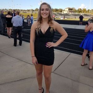 homecoming dress!! only worn once.